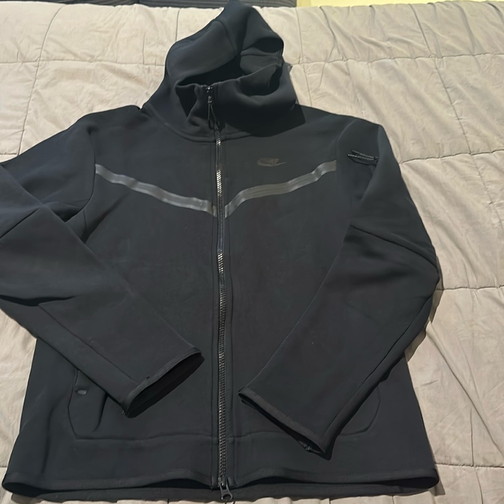 Nike tech